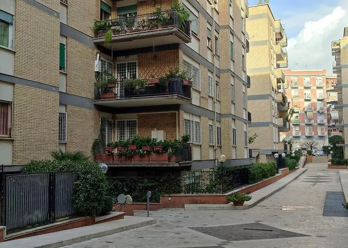 Tra Le Antiche Mura E Garbatella Appartement *
